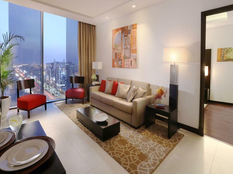 Spectrums Tahlia Jeddah Exterior photo
